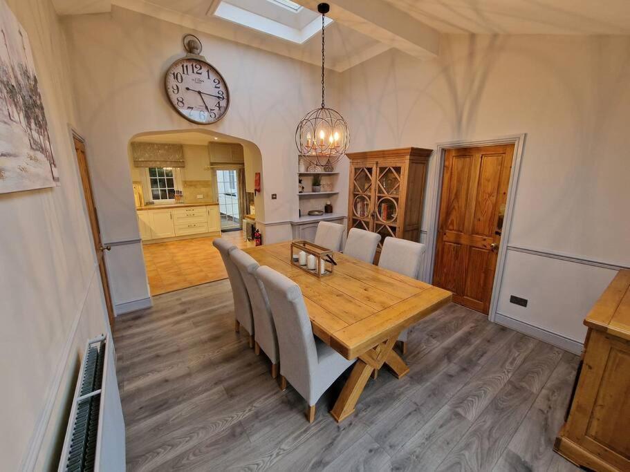 Bailey Estate House Villa Abergavenny Exterior photo